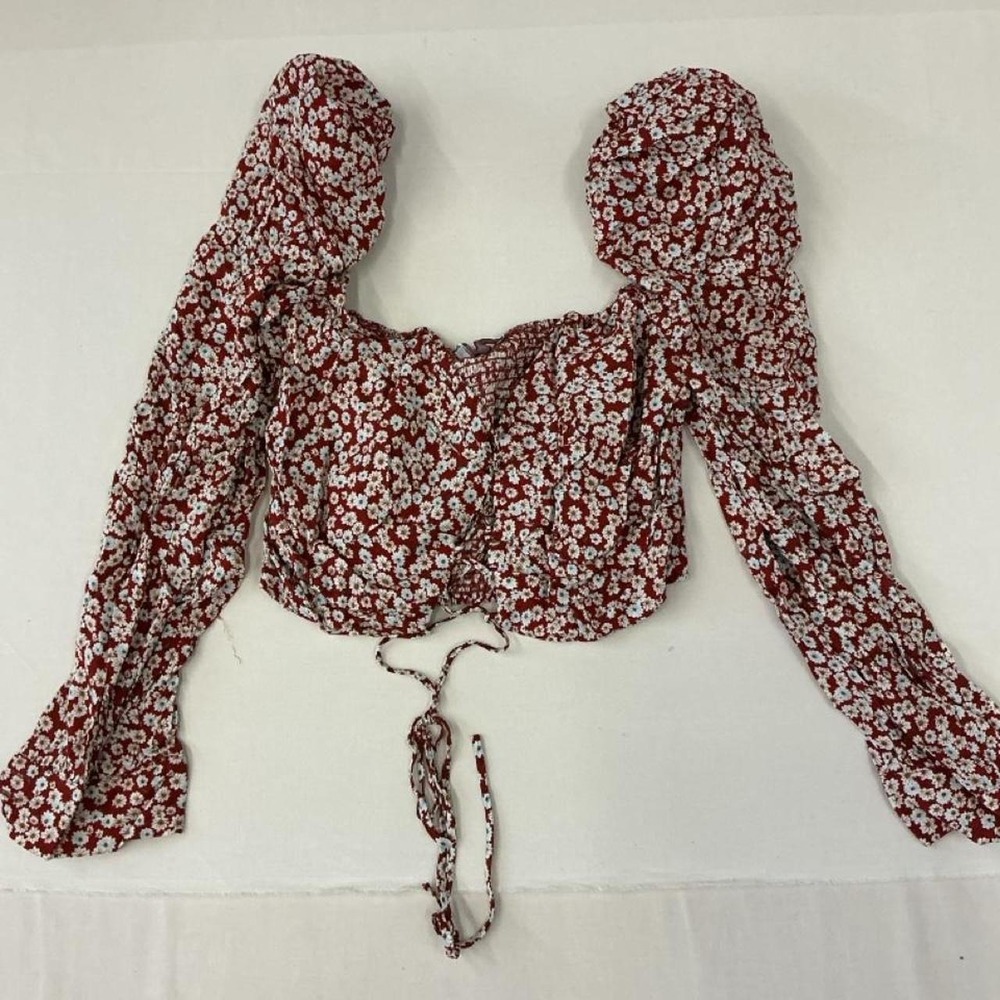 Brand new with tags Europa floral crop top